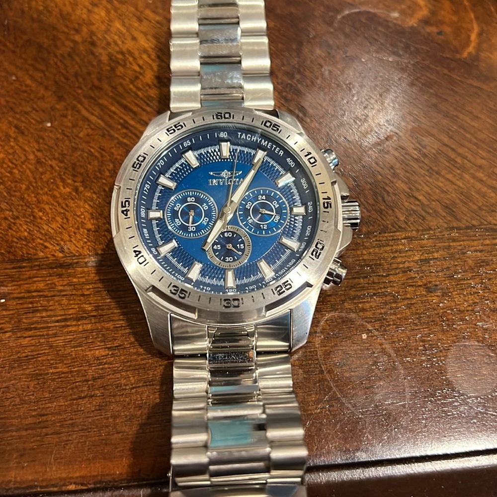 Invicta Speedway quartz watch model 22781 for Men